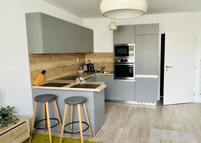 Apartment Krasny Utulny S Balkonom A Parkovanim! *